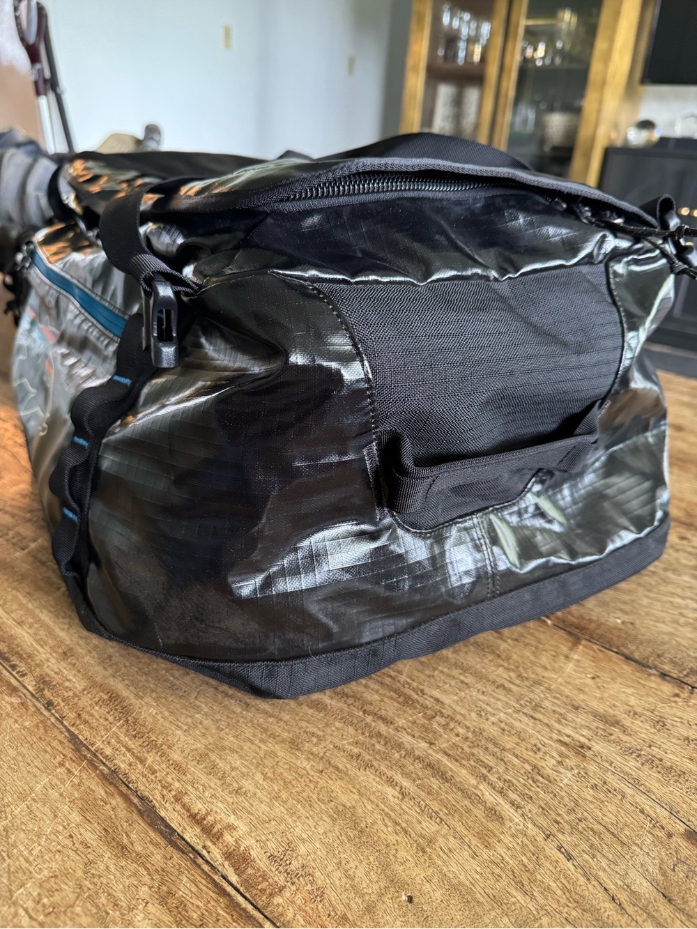 Patagonia Blackhole Duffel Trout Edition 55L - Picture 3 of 8